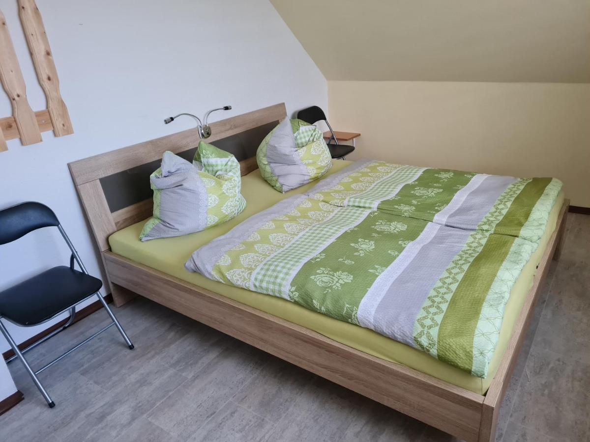 Apartmán Ferienhaus Mit 2 Fewo In Mecklenburg Wesenberg Exteriér fotografie