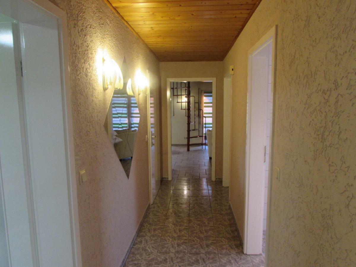 Apartmán Ferienhaus Mit 2 Fewo In Mecklenburg Wesenberg Exteriér fotografie